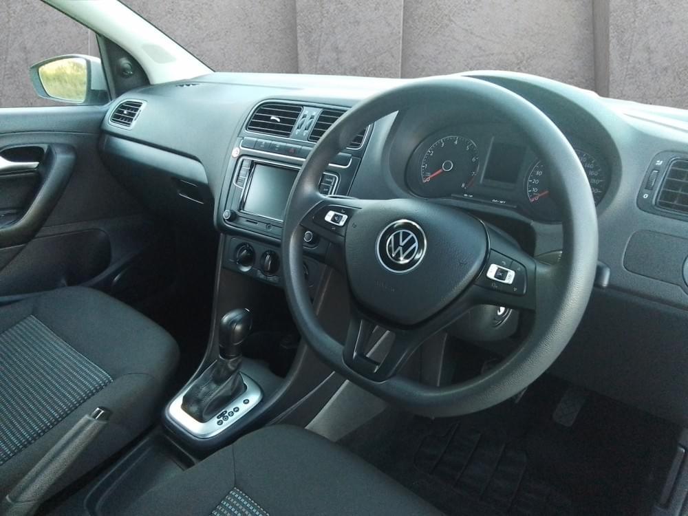 Volkswagen Polo Vivo Hatch 1.6 Comfortline Tiptronic
