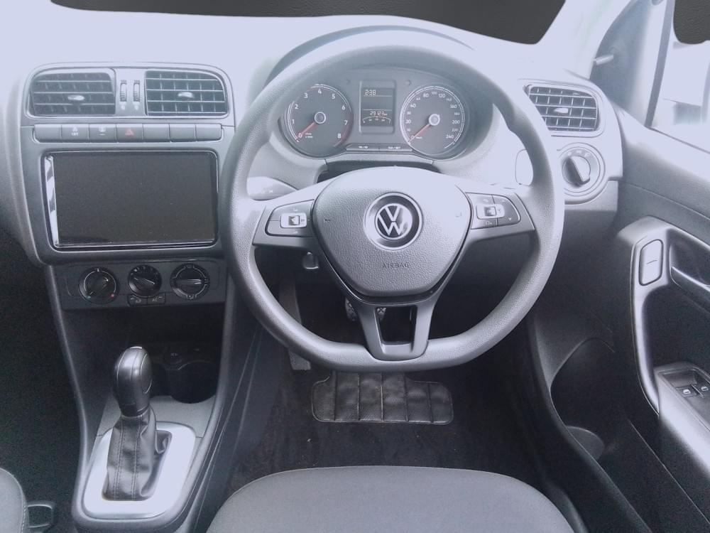 Volkswagen Polo Vivo Hatch 1.6 Life Tipt