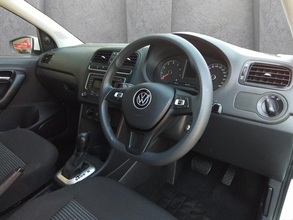 Volkswagen Polo Vivo Hatch 1.6 Comfortline Tiptronic