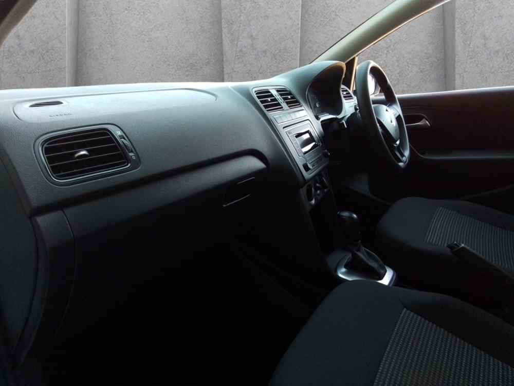 Volkswagen Polo Vivo Hatch 1.6 Comfortline Tiptronic