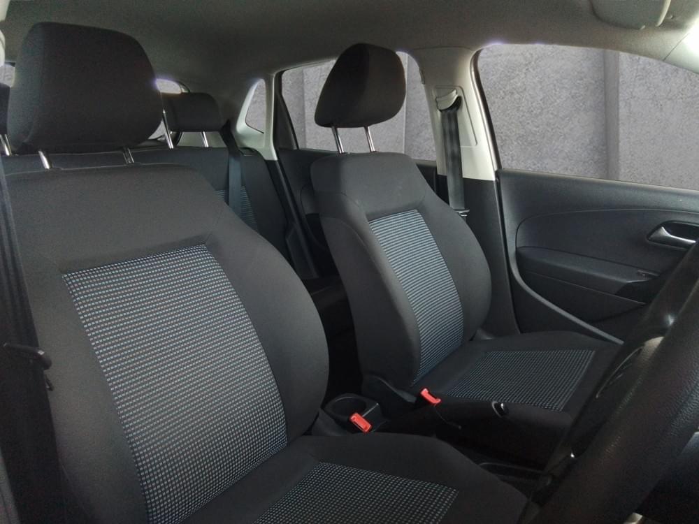 Volkswagen Polo Vivo Hatch 1.6 Comfortline Tiptronic
