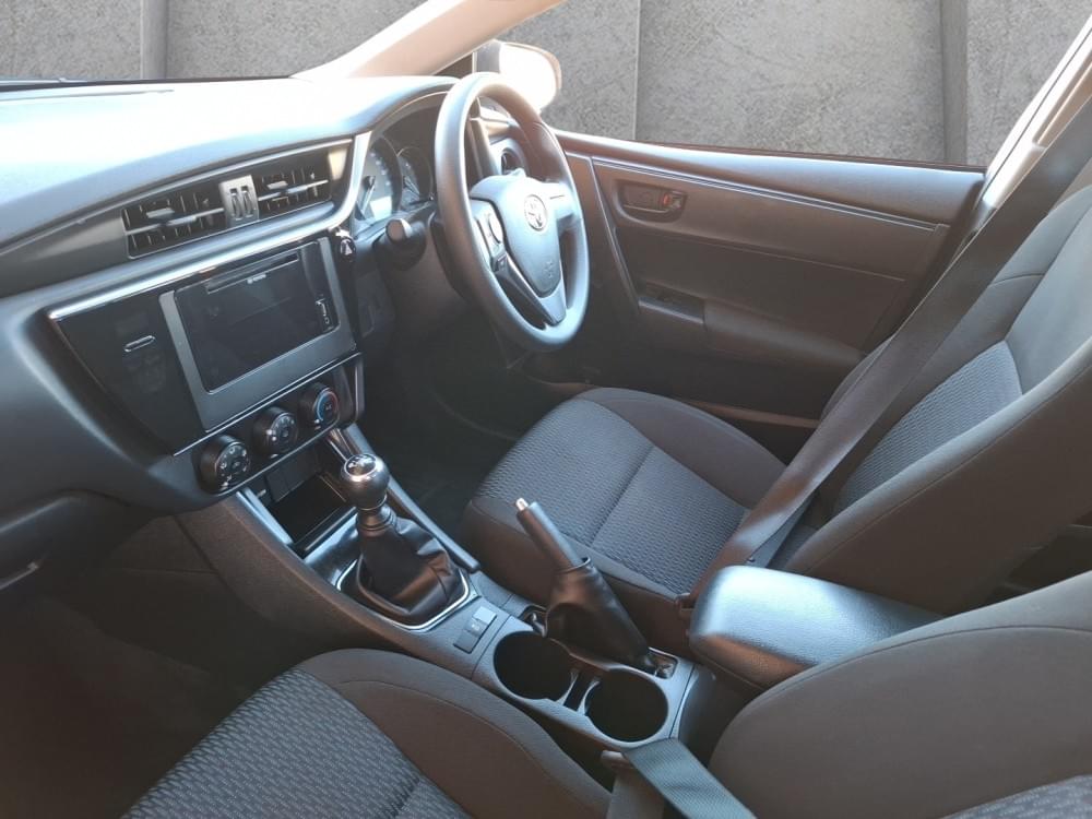 Toyota Corolla Quest 1.8 Plus