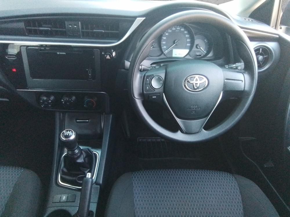 Toyota Corolla Quest 1.8 Plus