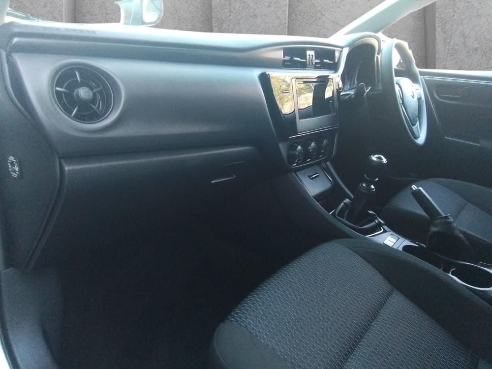 Toyota Corolla Quest 1.8 Plus