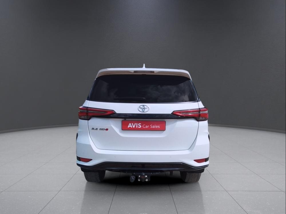 Toyota Fortuner 2.4 Gd-6 Rb 6At