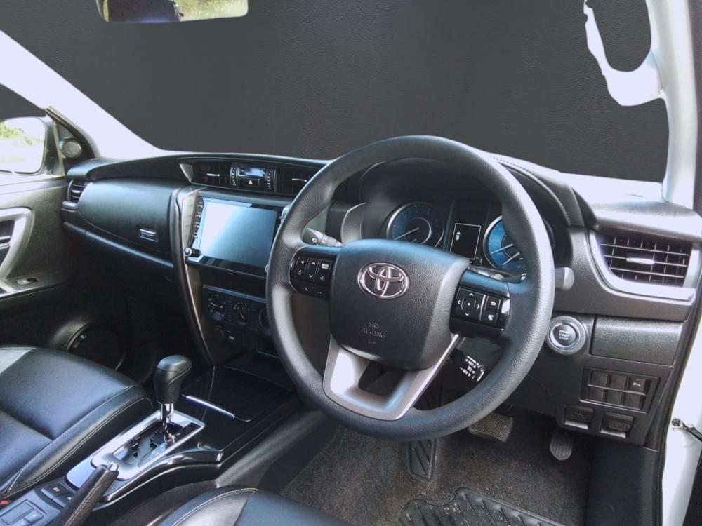 Toyota Fortuner 2.4 Gd-6 Rb 6At