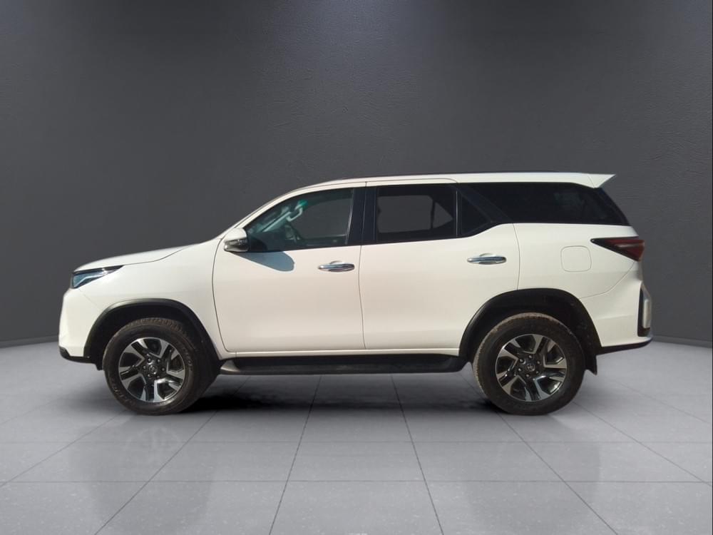 Toyota Fortuner 2.4 Gd-6 Rb 6At