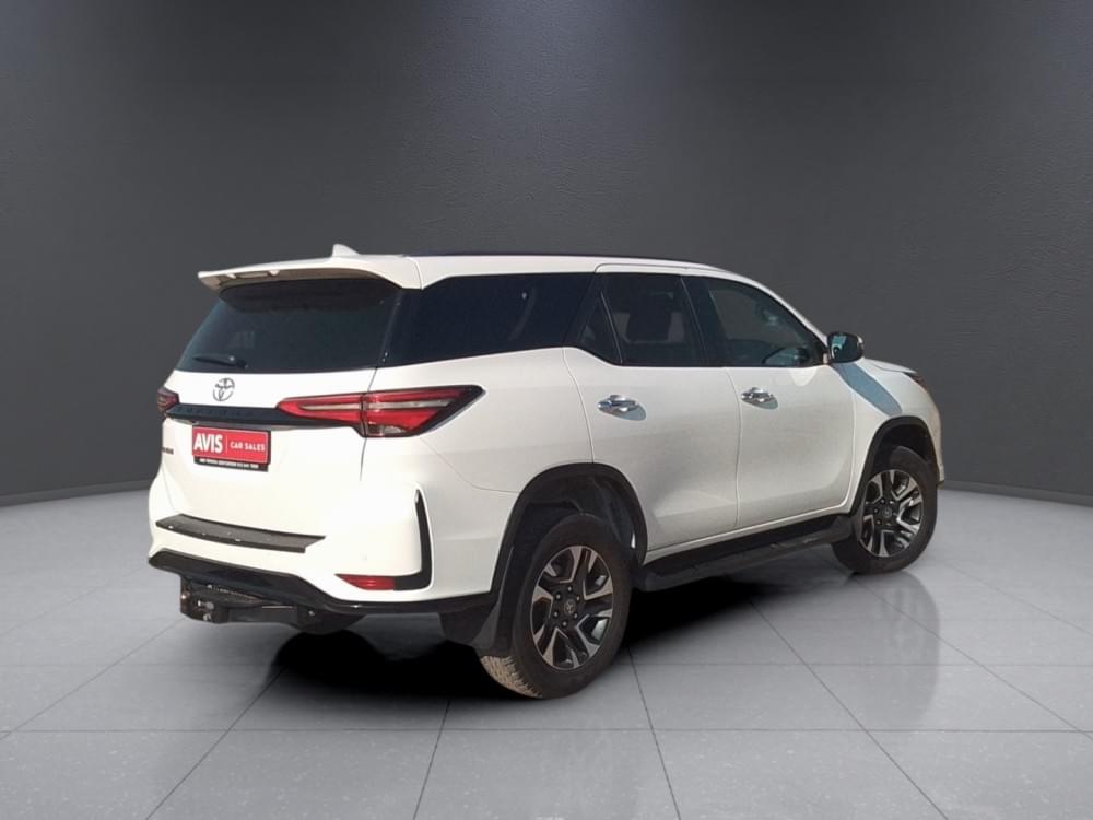 Toyota Fortuner 2.4 Gd-6 Rb 6At