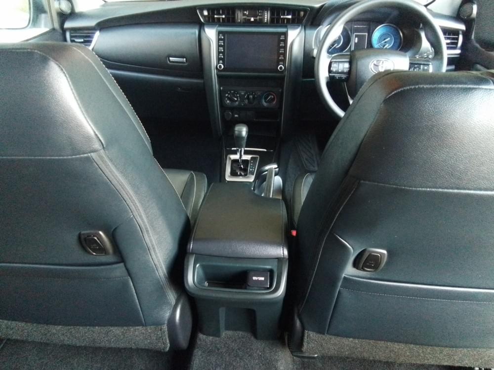 Toyota Fortuner 2.4 Gd-6 Rb 6At