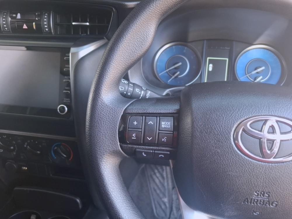 Toyota Fortuner 2.4 Gd-6 Rb 6At