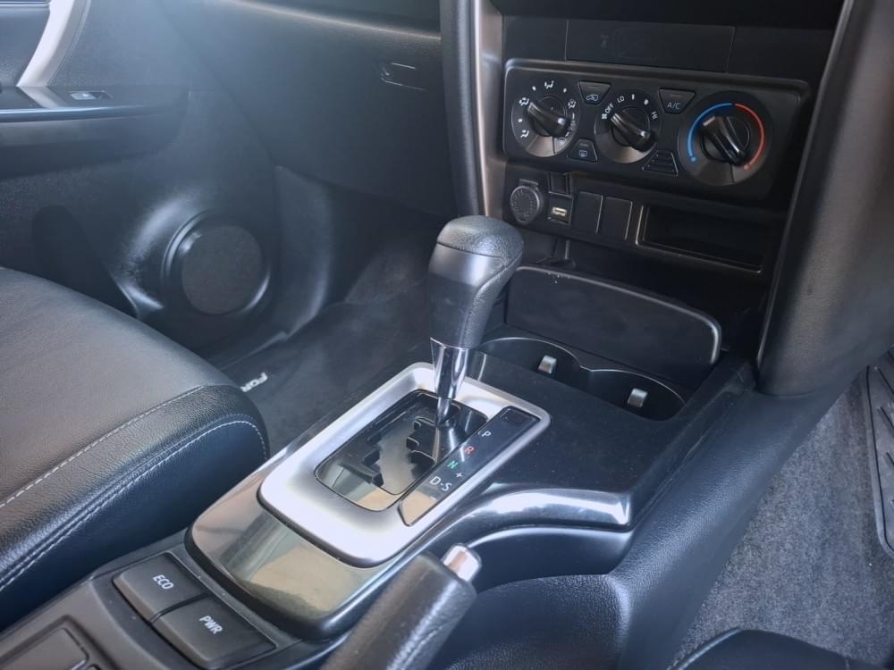 Toyota Fortuner 2.4 Gd-6 Rb 6At