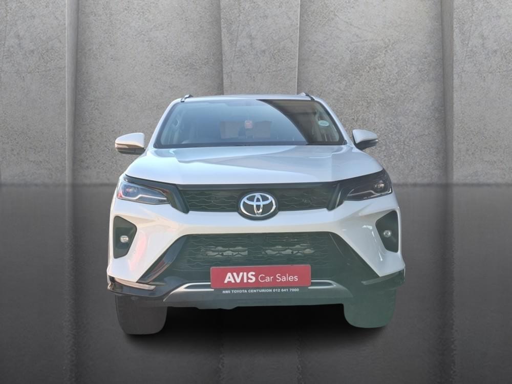 Toyota Fortuner 2.4 Gd-6 Rb At