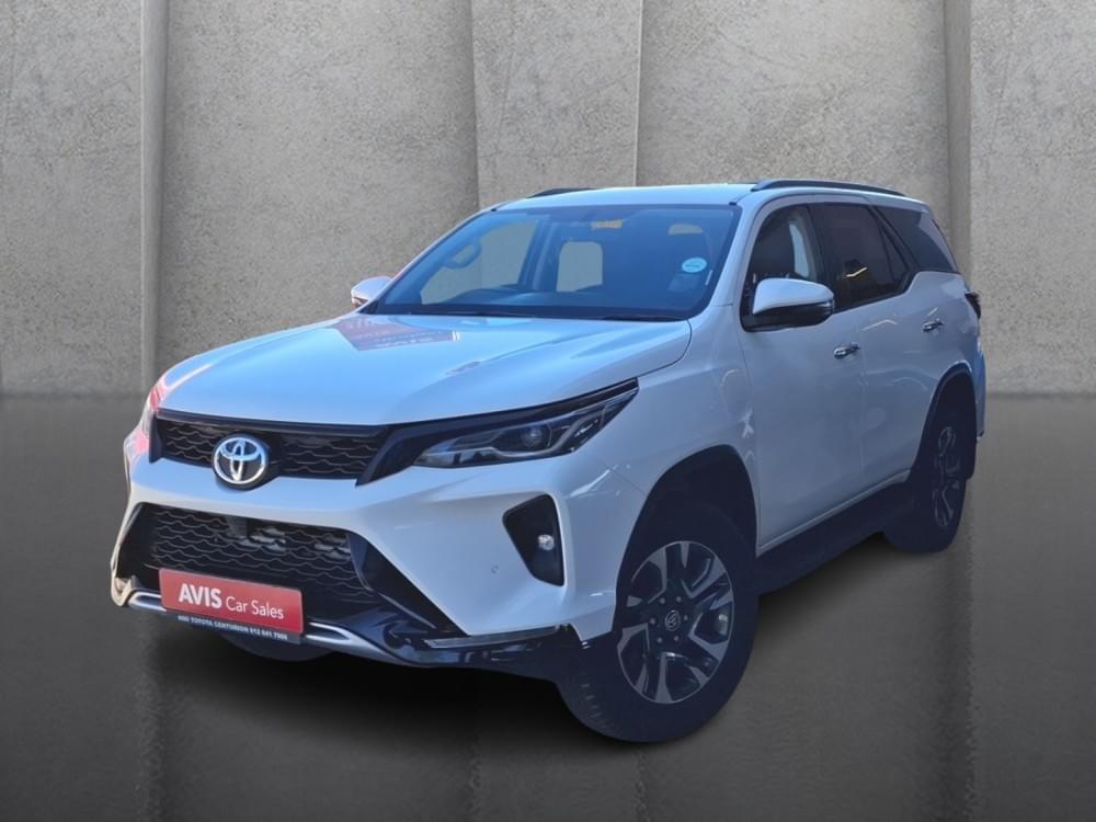 Toyota Fortuner 2.4 Gd-6 Rb At