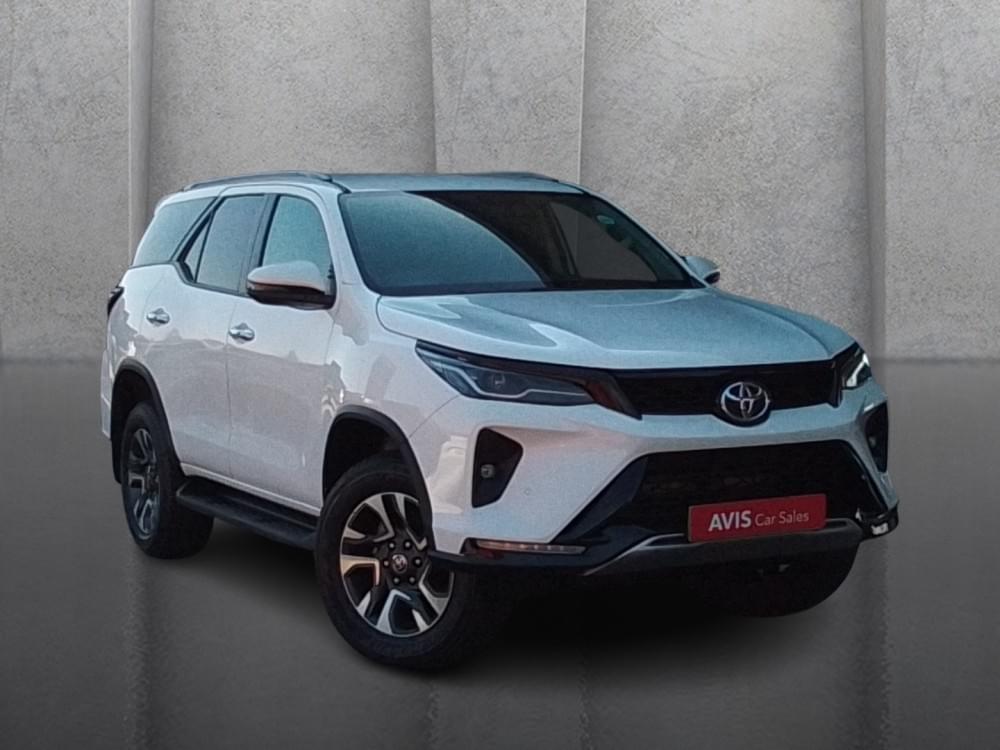 Toyota Fortuner 2.4 Gd-6 Rb At