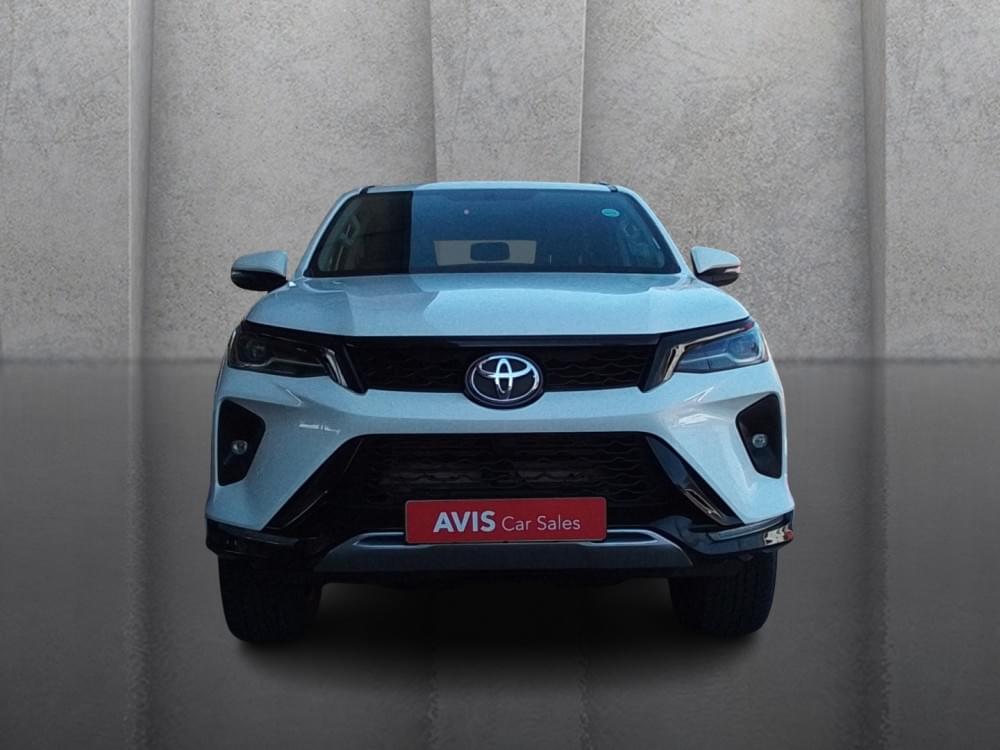 Toyota Fortuner 2.4 Gd-6 Rb At