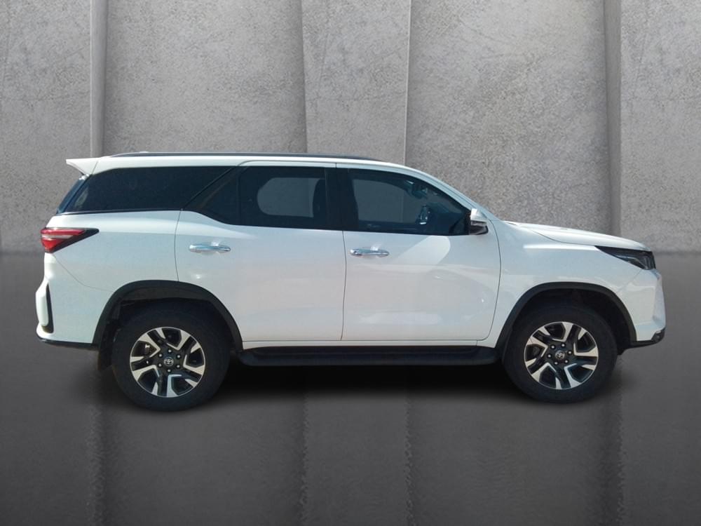 Toyota Fortuner 2.4 Gd-6 At