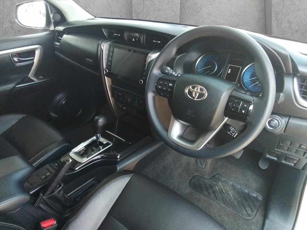 Toyota Fortuner 2.4 Gd-6 At