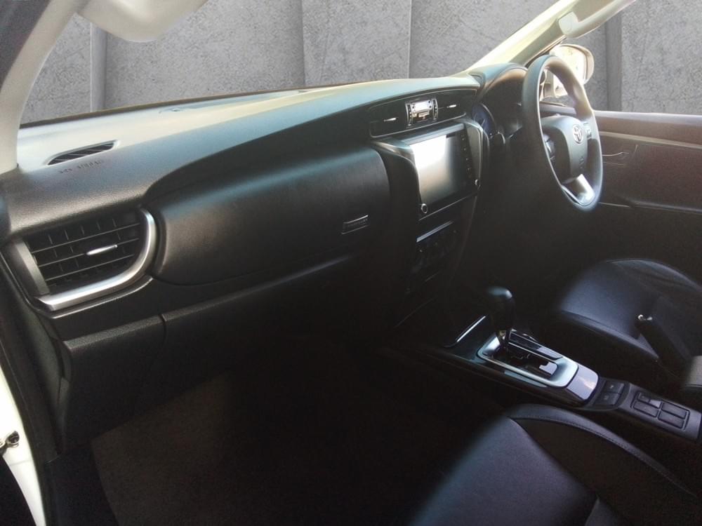 Toyota Fortuner 2.4 Gd-6 At