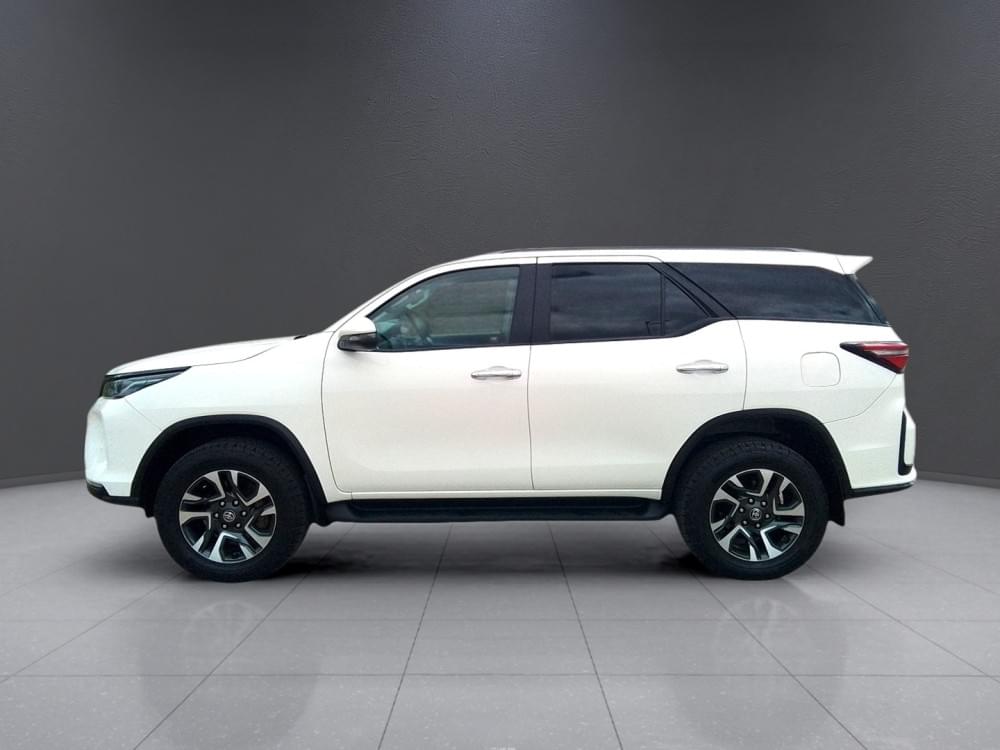 Toyota Fortuner 2.4 Gd-6 Rb 6At