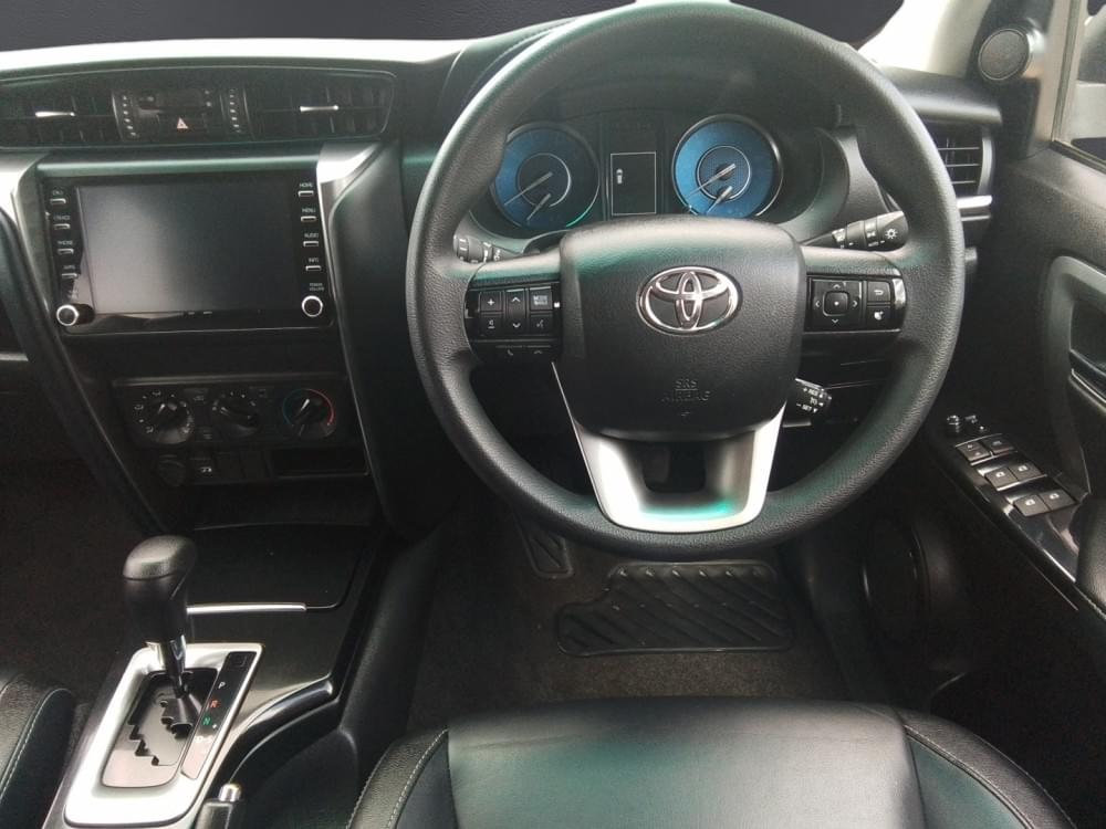 Toyota Fortuner 2.4 Gd-6 Rb 6At