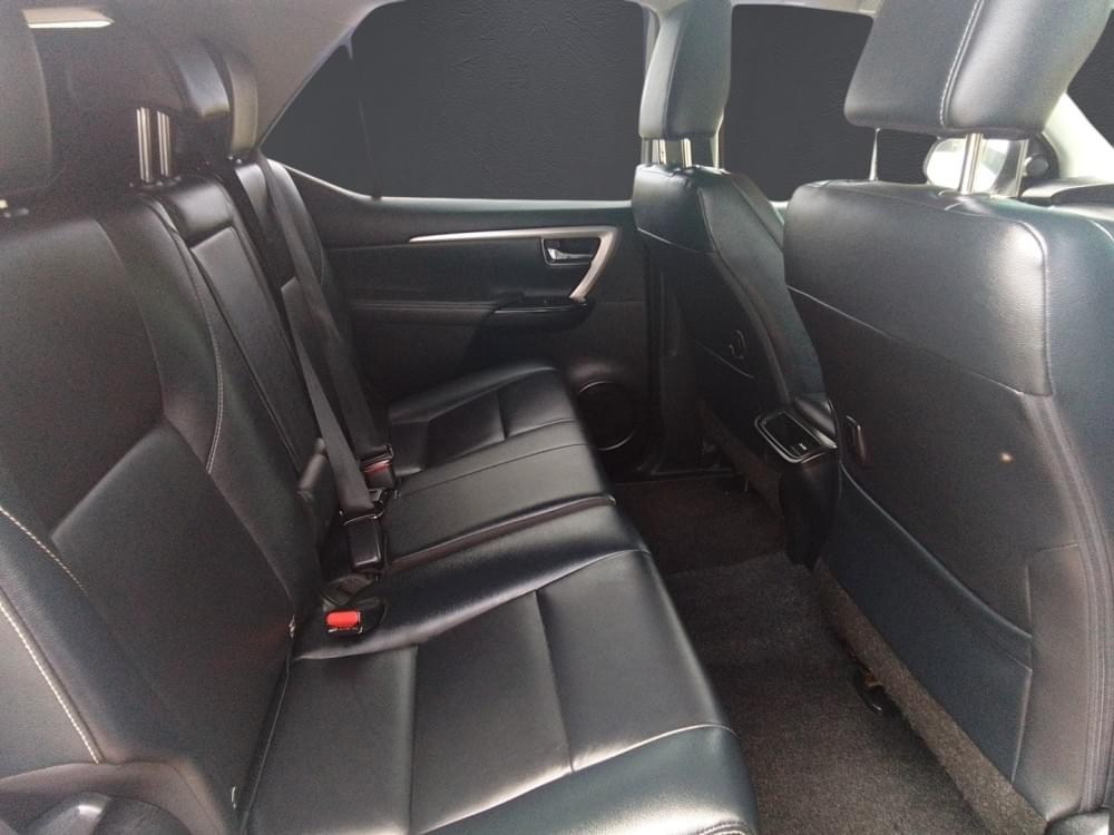 Toyota Fortuner 2.4 Gd-6 Rb 6At