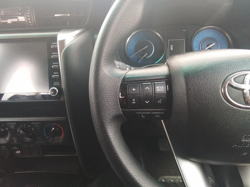 Toyota Fortuner 2.4 Gd-6 Rb 6At