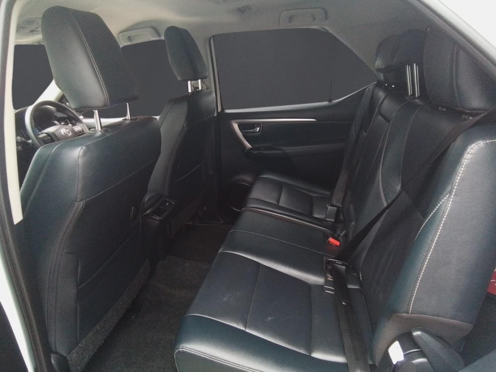 Toyota Fortuner 2.4 Gd-6 Rb At
