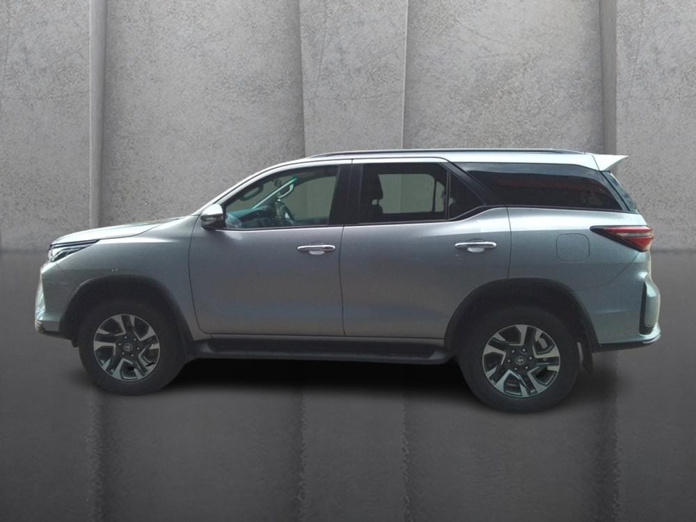 Toyota Fortuner 2.4 Gd-6 At