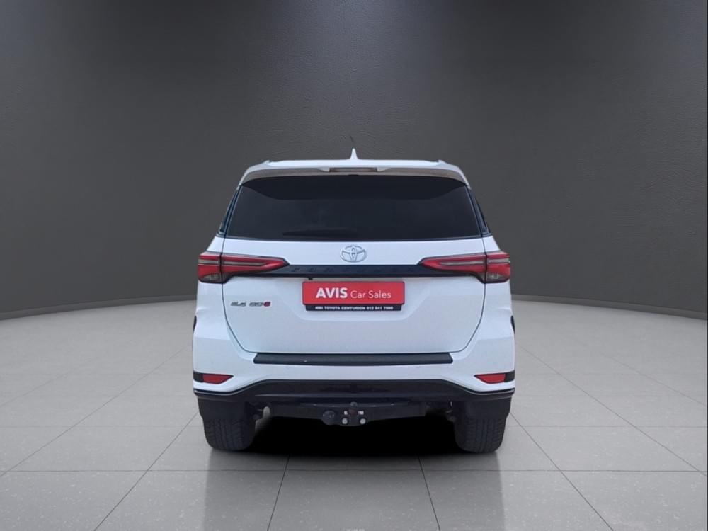 Toyota Fortuner 2.4 Gd-6 Rb 6At