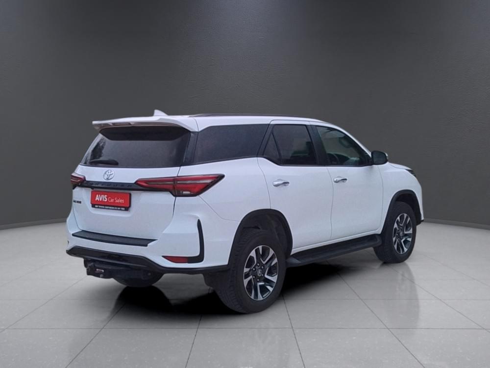 Toyota Fortuner 2.4 Gd-6 Rb 6At