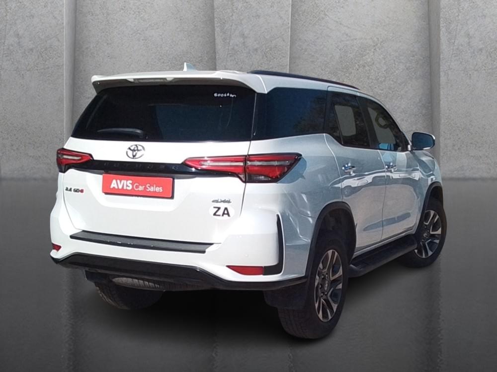 Toyota Fortuner 2.4 Gd-6 4X4 At