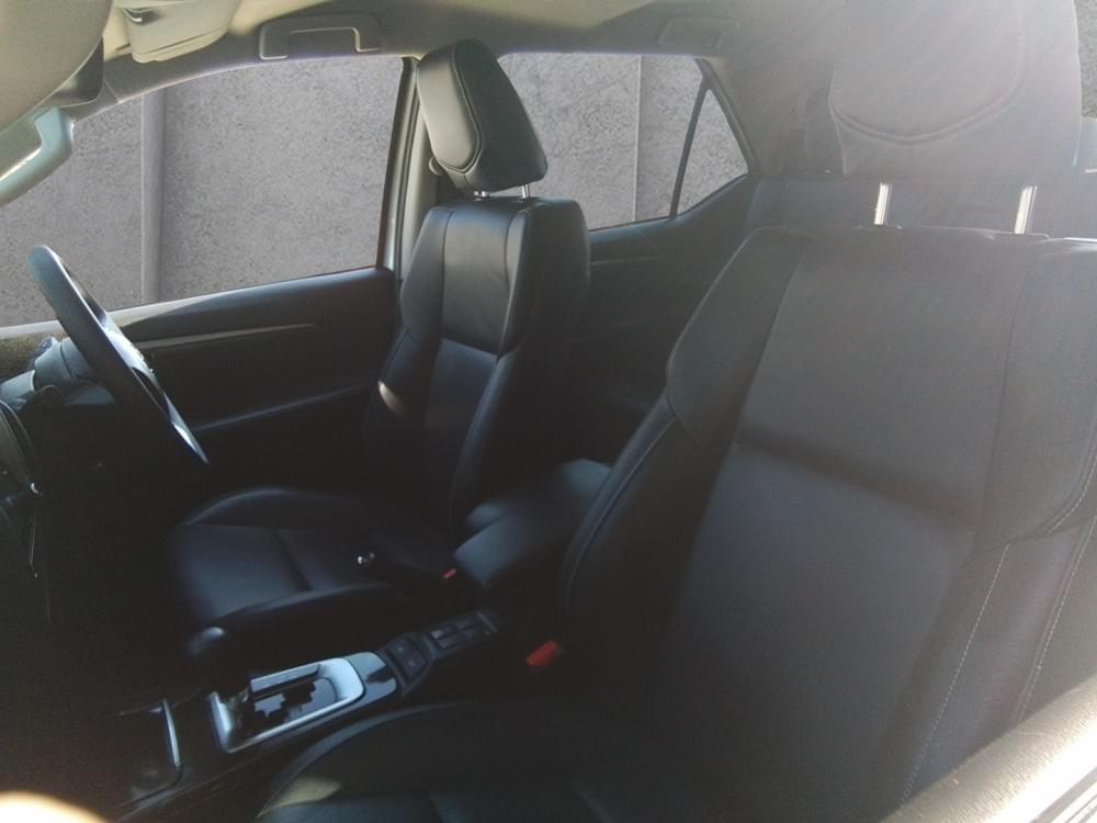 Toyota Fortuner 2.4 Gd-6 4X4 At