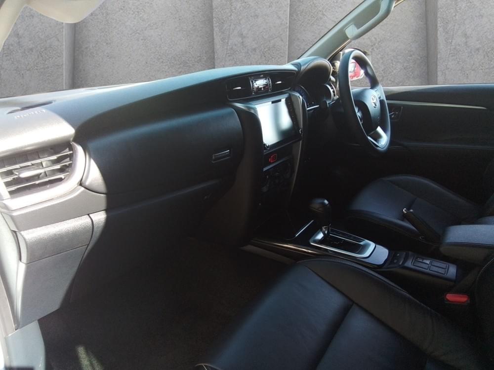 Toyota Fortuner 2.4 Gd-6 4X4 At
