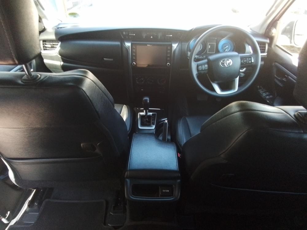 Toyota Fortuner 2.4 Gd-6 4X4 At
