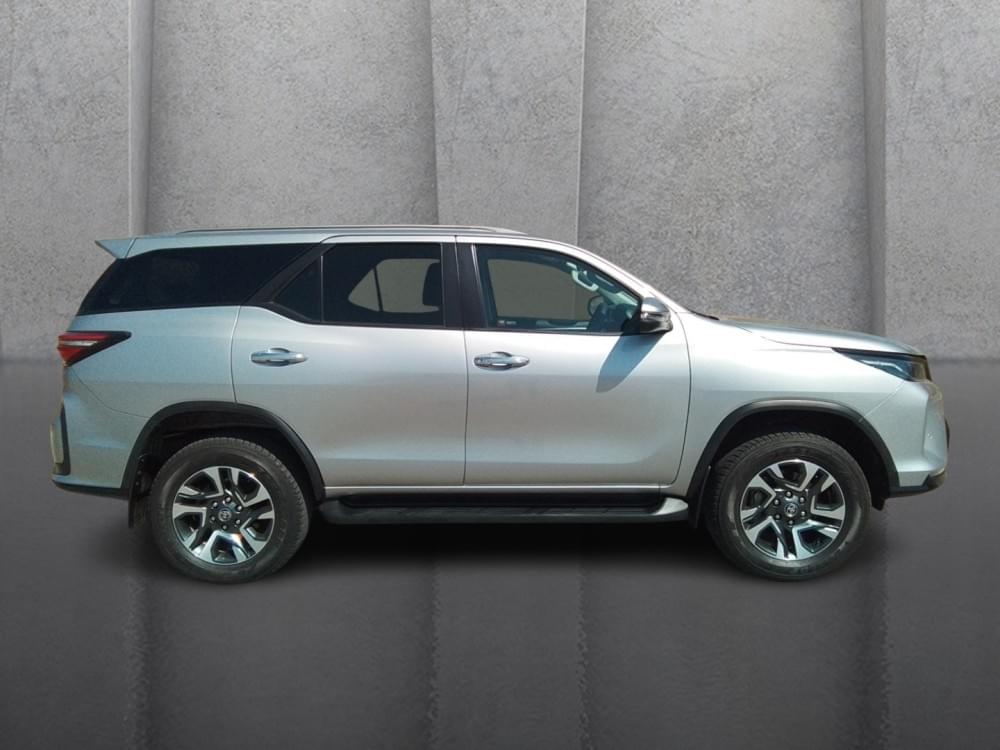 Toyota Fortuner 2.4 Gd-6 4X4 At