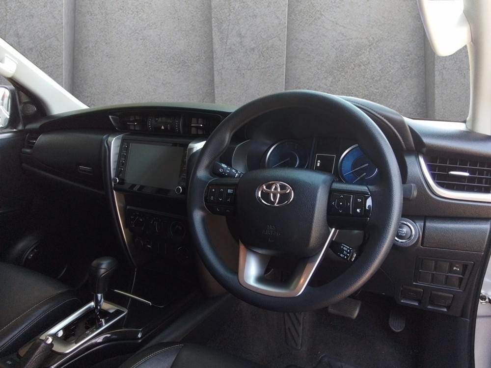 Toyota Fortuner 2.4 Gd-6 4X4 At