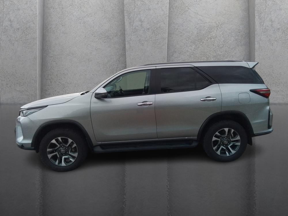 Toyota Fortuner 2.4 Gd-6 4X4 At
