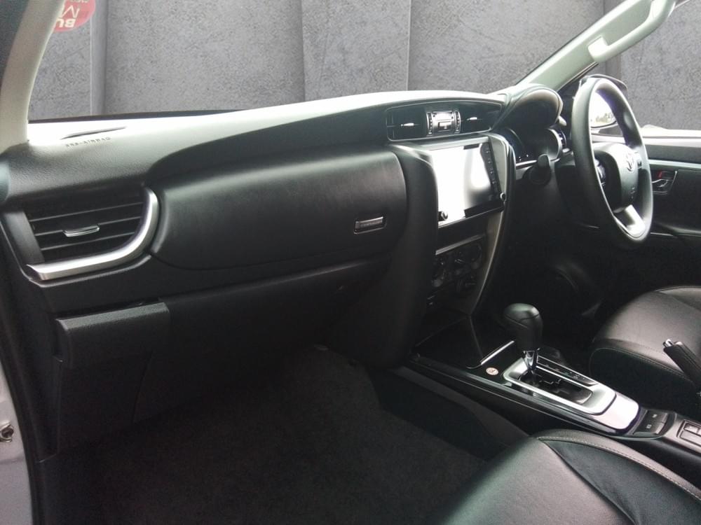 Toyota Fortuner 2.4 Gd-6 4X4 At