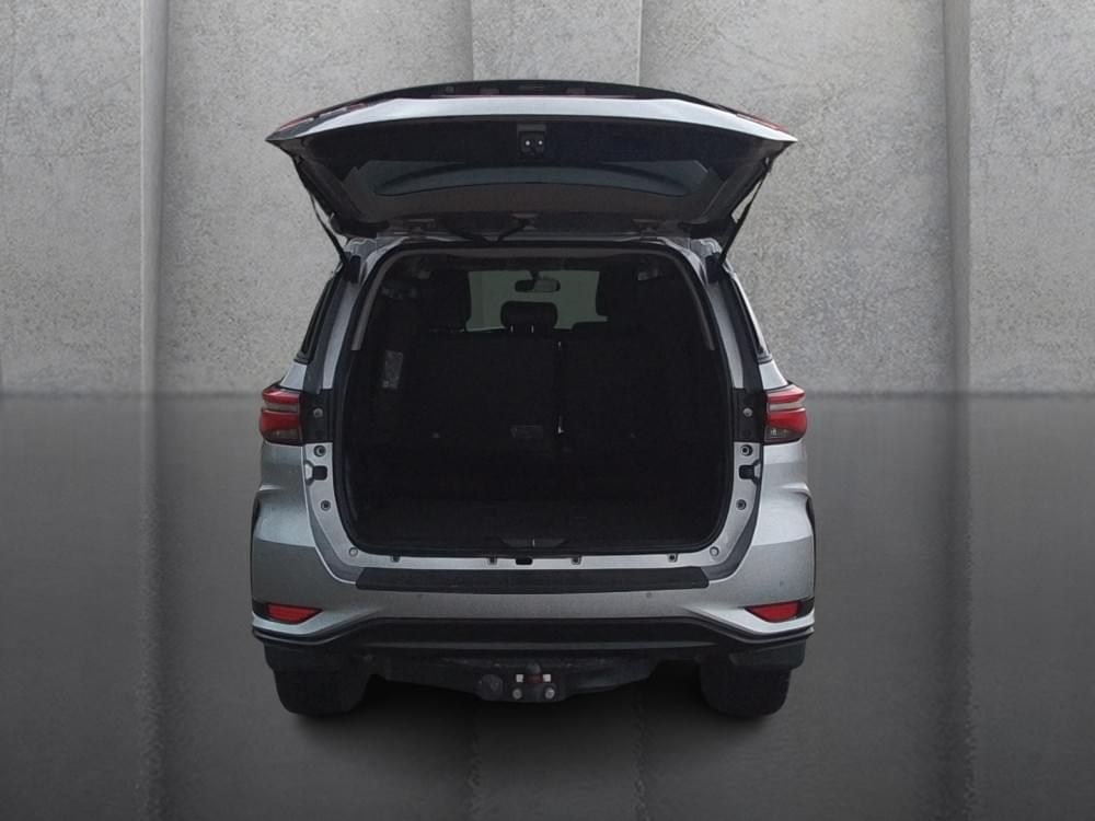 Toyota Fortuner 2.4 Gd-6 4X4 At