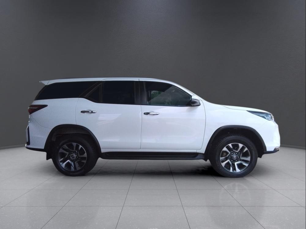 Toyota Fortuner 2.8 Gd-6 Rb At