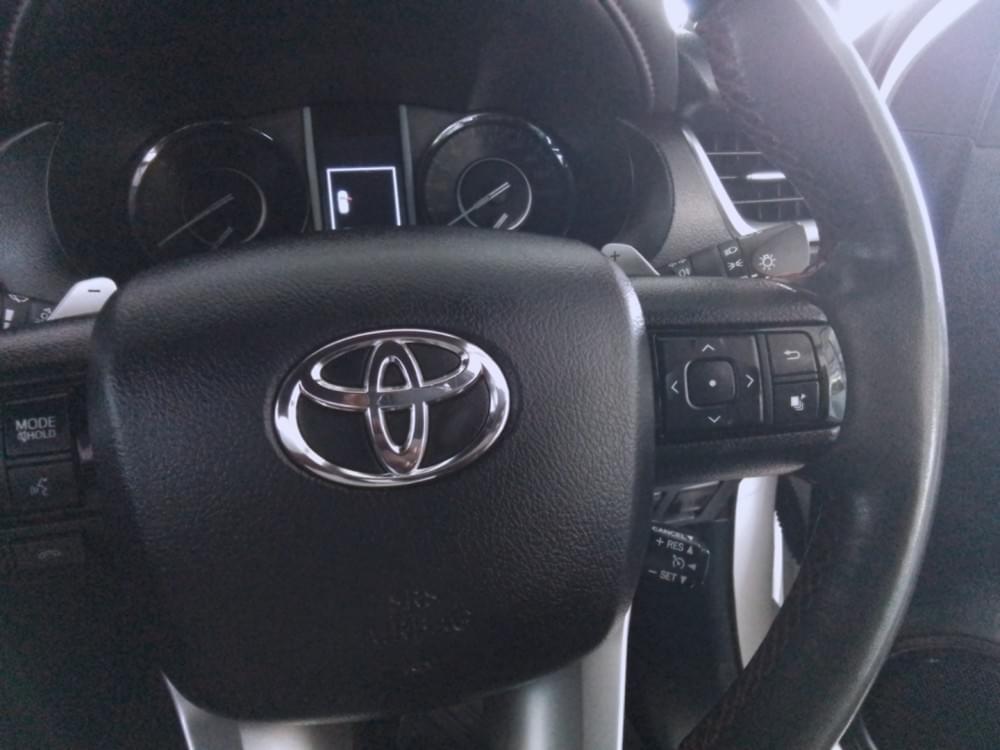 Toyota Fortuner 2.8 Gd-6 Rb At
