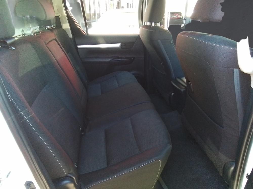 Toyota Hilux 2.4 Gd-6 Raider 4X4 At D Cab