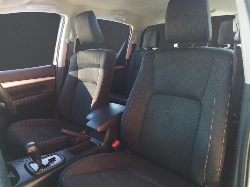 Toyota Hilux 2.4 Gd-6 Raider 4X4 At D Cab