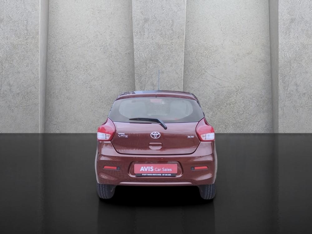 Toyota Vitz 1.0 Xr Amt