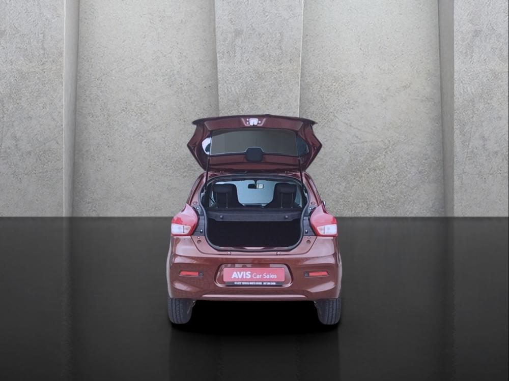 Toyota Vitz 1.0 Xr Amt