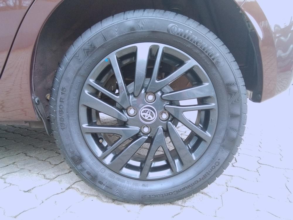 Toyota Vitz 1.0 Xr Amt