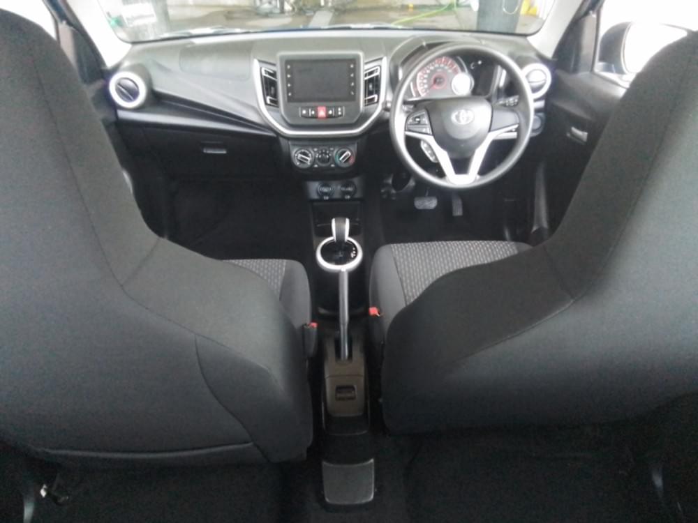 Toyota Vitz 1.0 Xr Amt