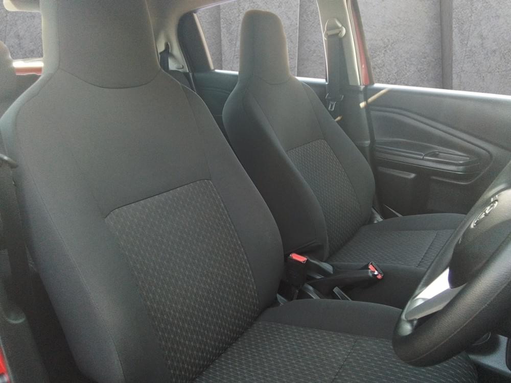 Toyota Vitz 1.0 Xr