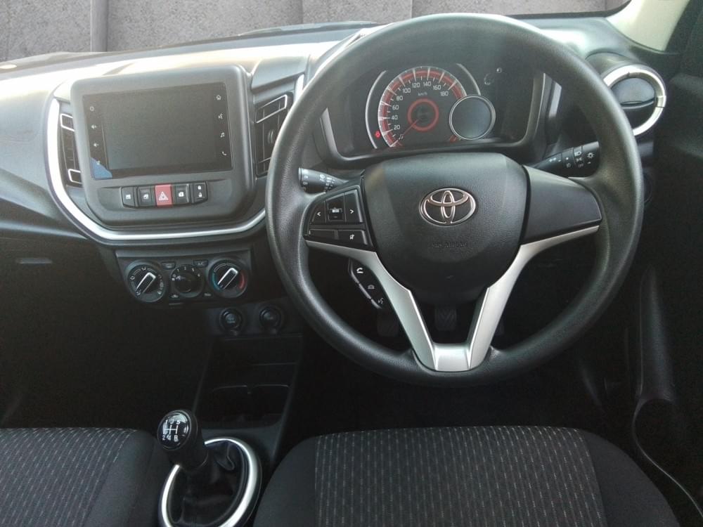 Toyota Vitz 1.0 Xr