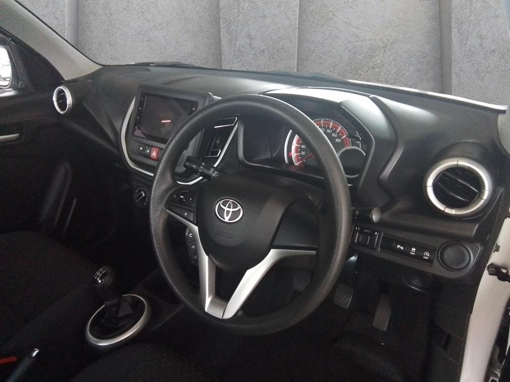 Toyota Vitz 1.0 Xr